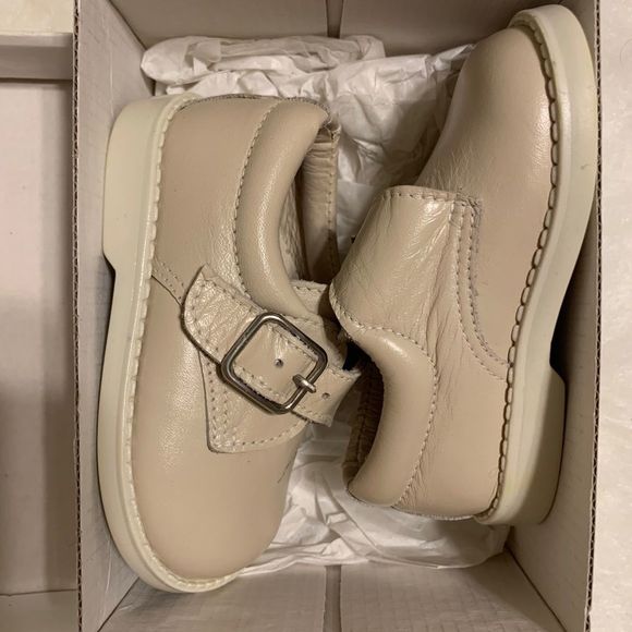 New in the box spain leather infant shoes size 18 - Picture 3 of 13